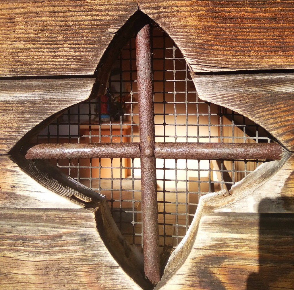 #18 aux portes du bonheur. notre dame des neiges aux portes du bonheur. notre dame des neiges