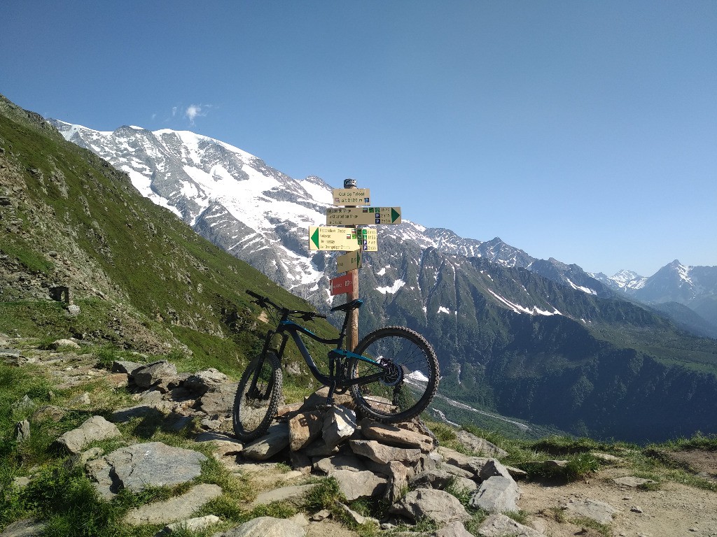 Au Col du Tricot