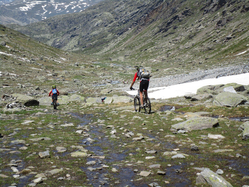 Section technique sous le lac