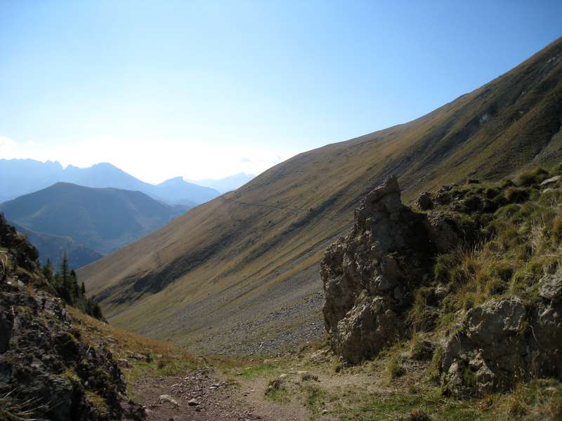 #4 Col des Prés Clos : 3,5 km de sentier en balcon Col des Prés Clos : 3,5 km de sentier en balcon