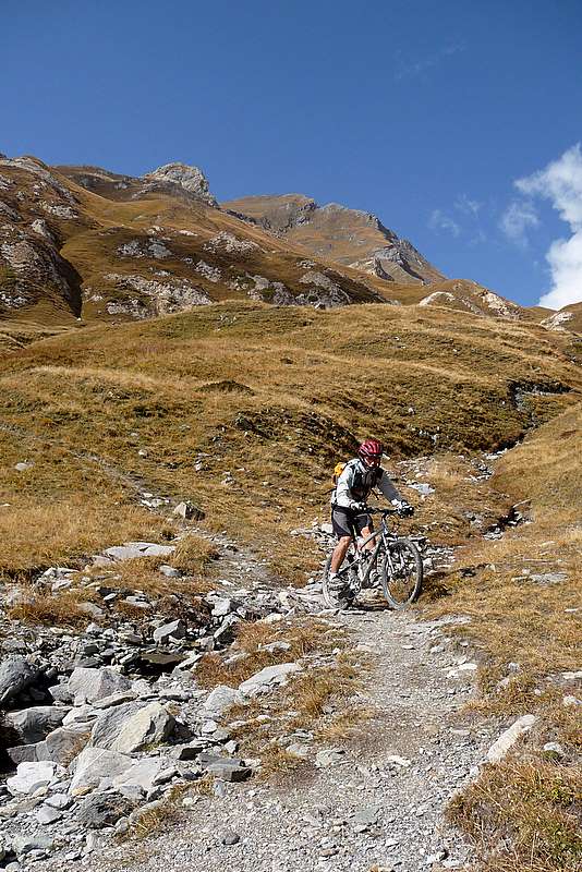 #16 Encombres : Descente sous le Pt Col des Encombres Encombres : Descente sous le Pt Col des Encombres