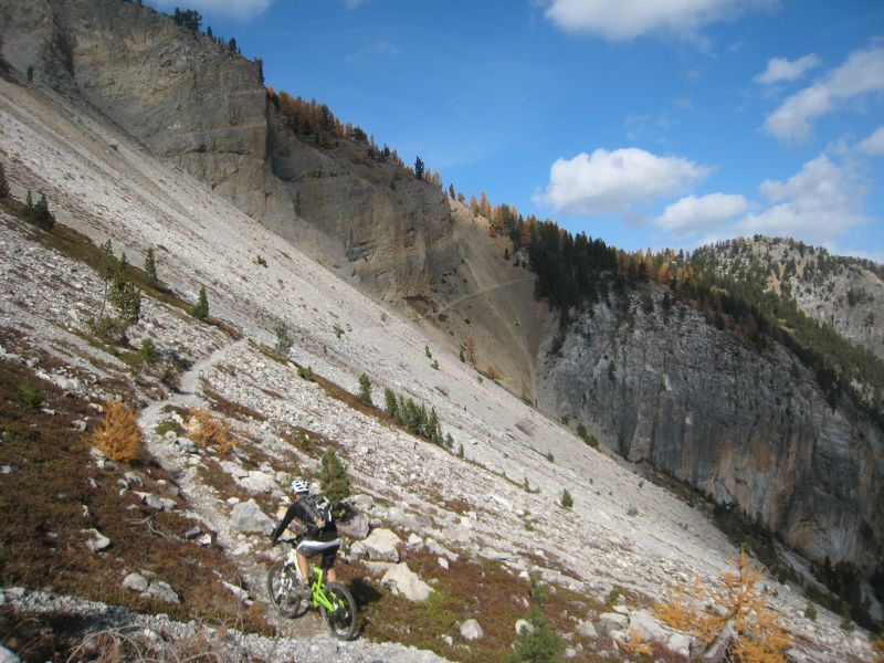 #3 Combe du Malazen : Une belle traversée mais un peu (beaucoup) caillouteuse. Combe du Malazen : Une belle traversée mais un peu (beaucoup) caillouteuse.
