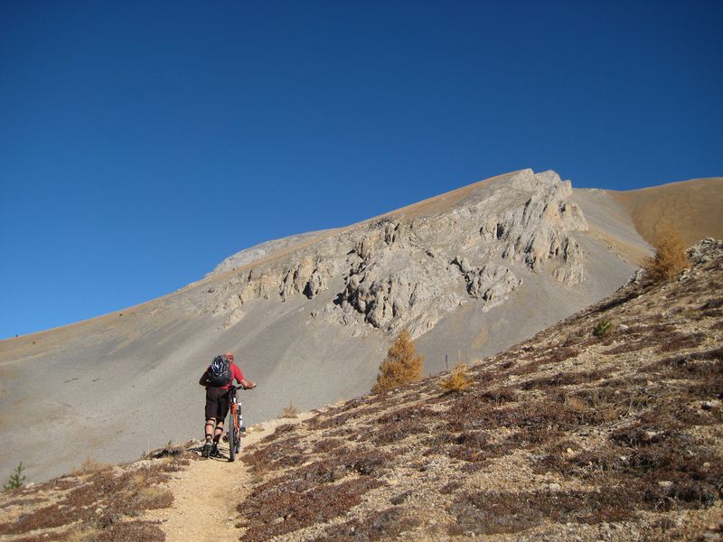 Col des Estronques : Plus minéral par là !