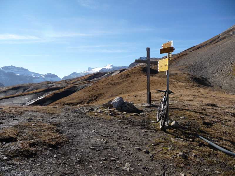 #6 Col du Rawyl : Col du Rawyl et Wildhorn au fond Col du Rawyl : Col du Rawyl et Wildhorn au fond