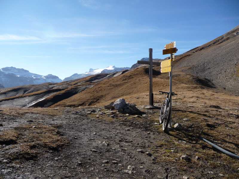 Col du Rawyl : Col du Rawyl et Wildhorn au fond