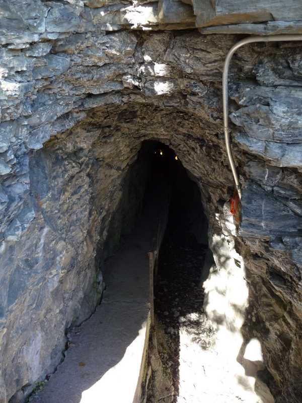 Bisse d'Ayent : Bisse d'Ayent avec la lumière en plus...