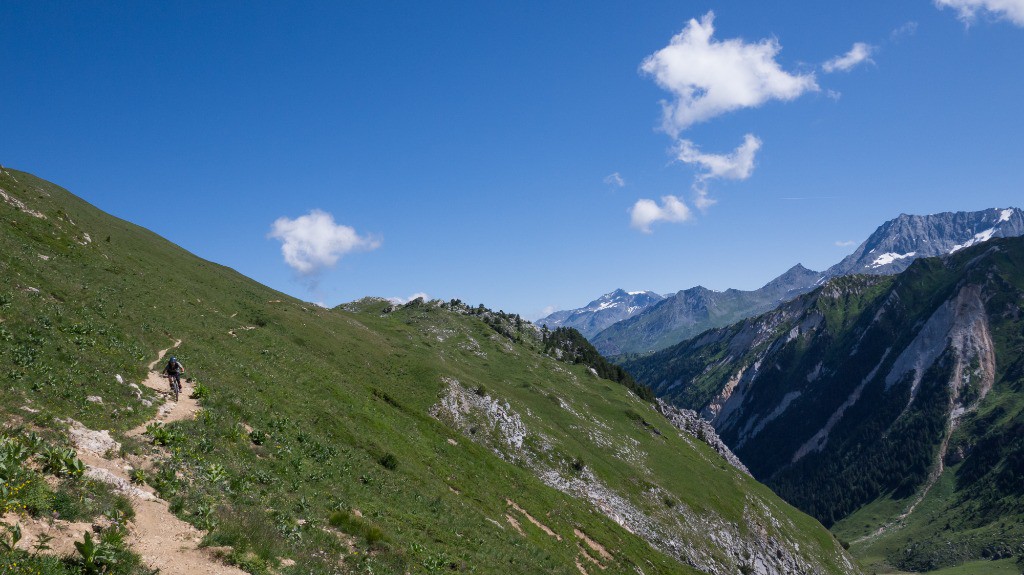 Début du sentier du Signal