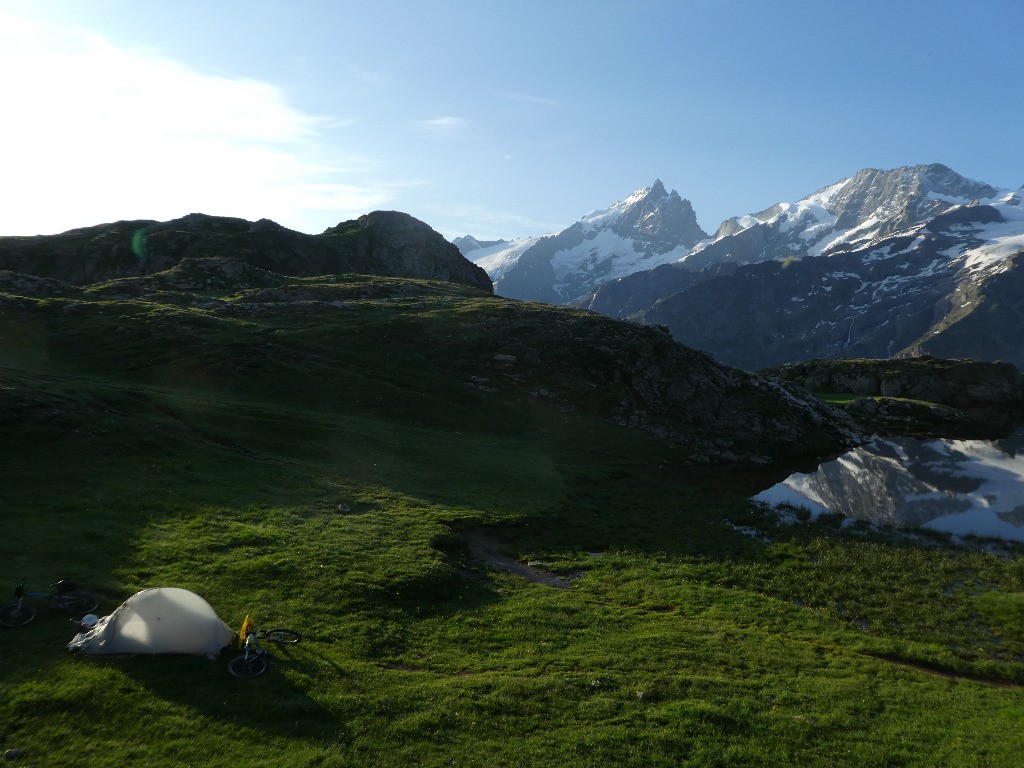 Bivouac au lac Lérié