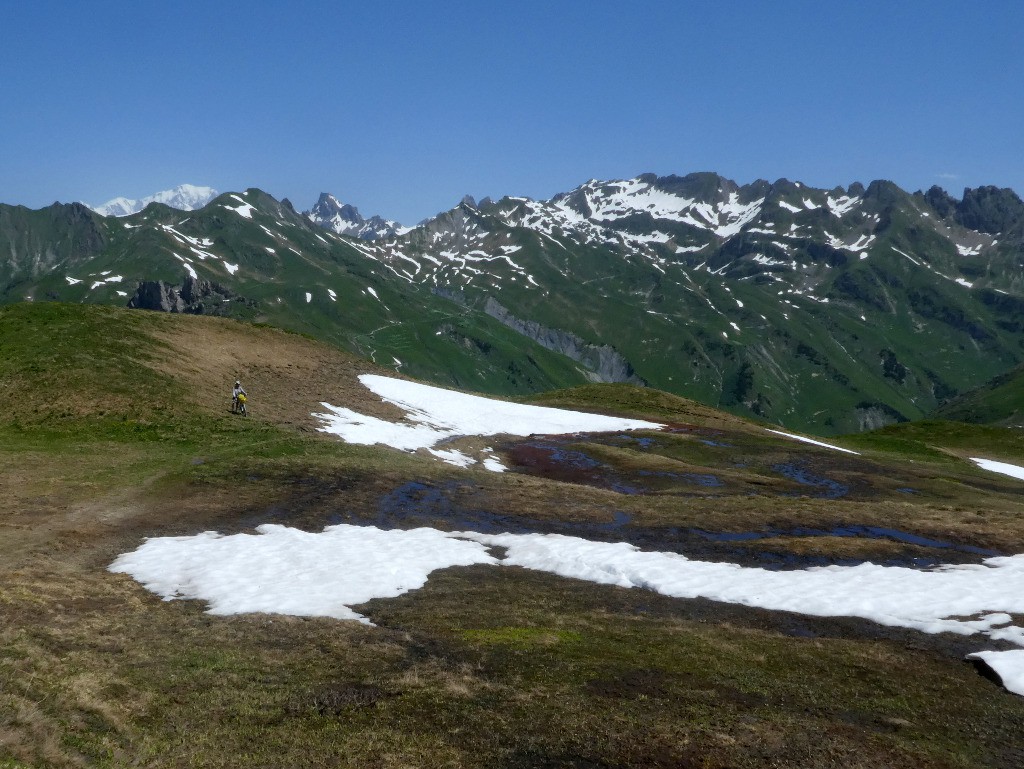 Dans le Beaufortain vers le col de la Grande Combe