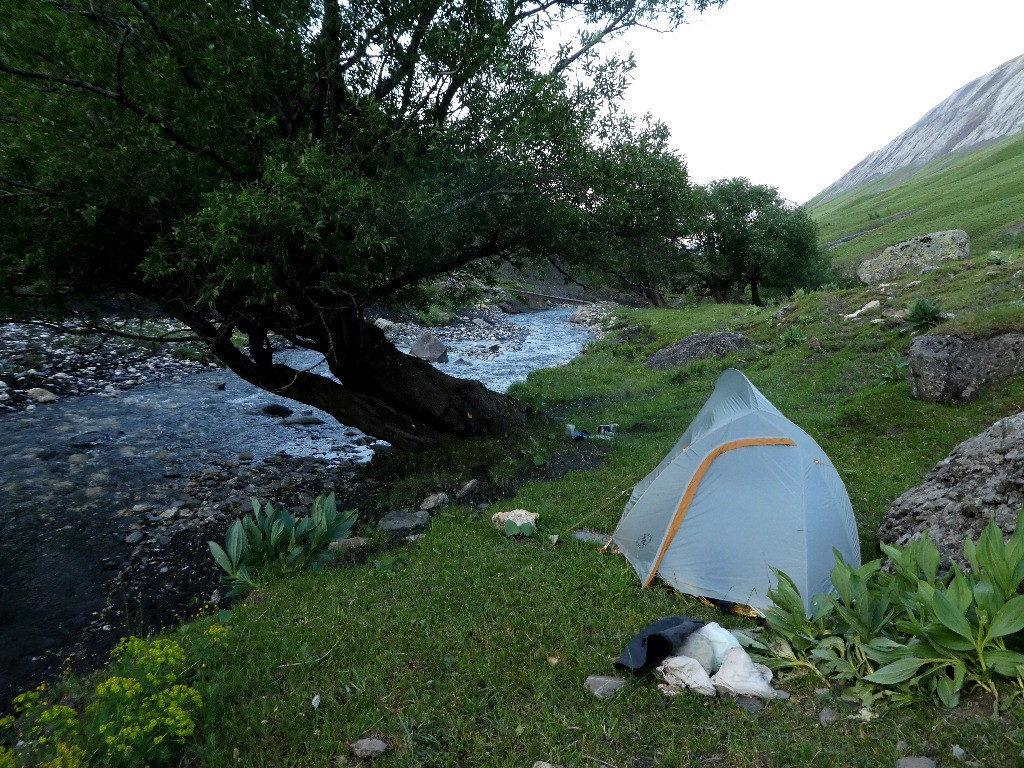 Bivouac sous le col des Prés Nouveaux