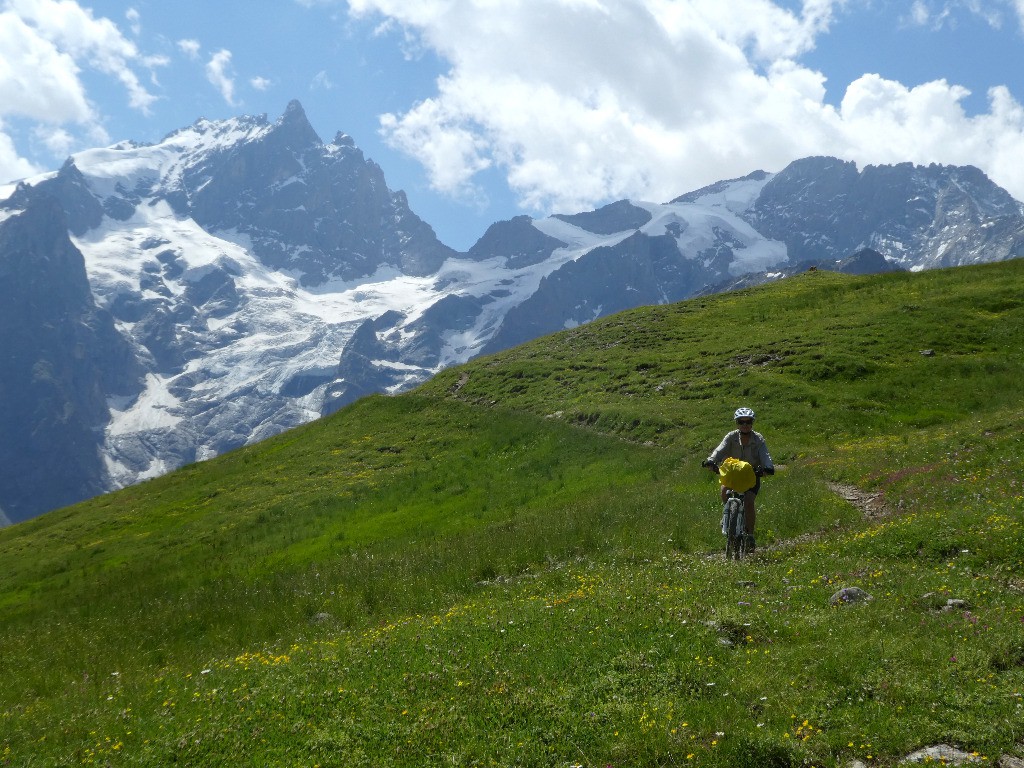 Sous la Meije, descente sur le Chazelet