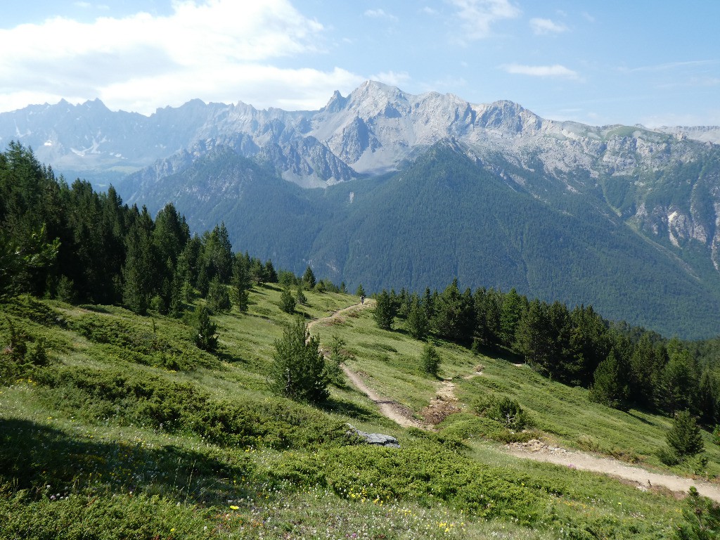 Montée roulante au col de Bramousse