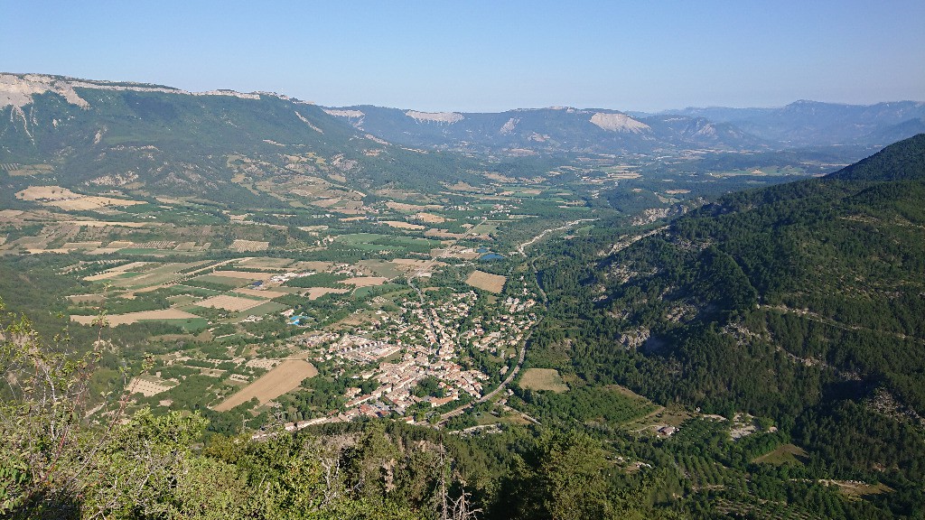 Luc-en-Diois et la vallée de la Drôme.