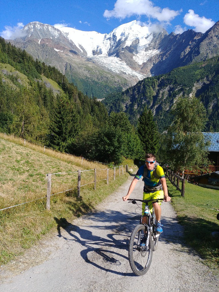 #2 JB au dessus de Bionnassay JB au dessus de Bionnassay