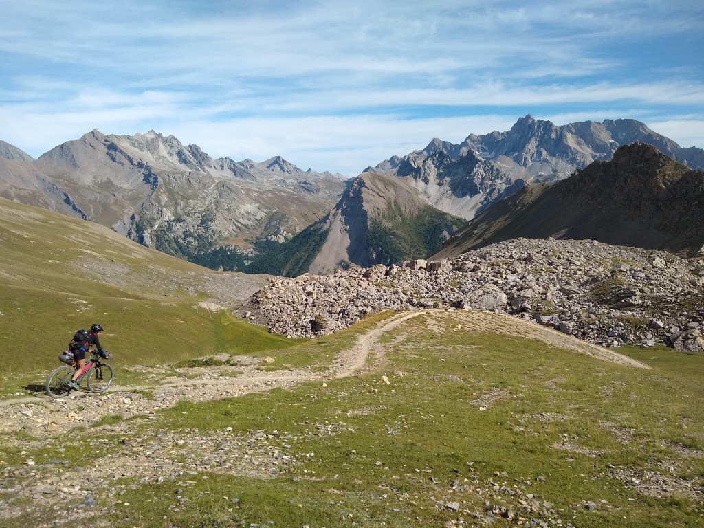 #55 J3 - Descente du Col Girardin J3 - Descente du Col Girardin