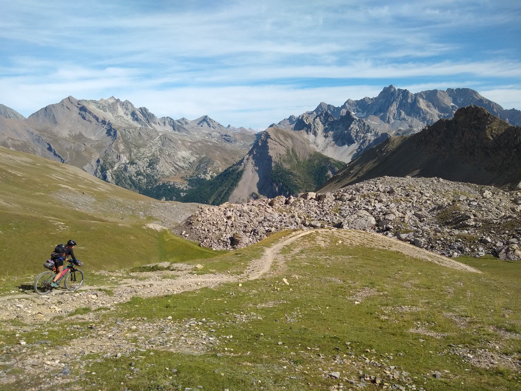 J3 - Descente du Col Girardin