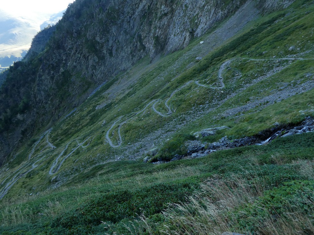 Lacets du Port de Vénasque