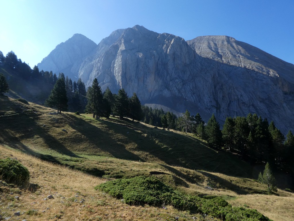 massif du Cotiella: montée au colladeta del Ibon