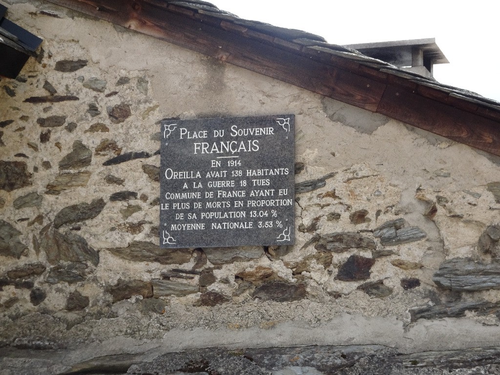Premier village des Garrotxes, marqué par l'histoire
