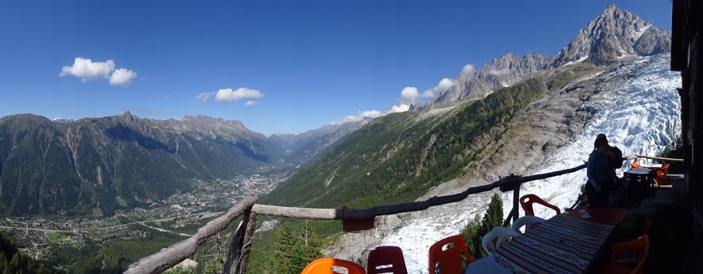 Vue depuis le chalet des Pyramides