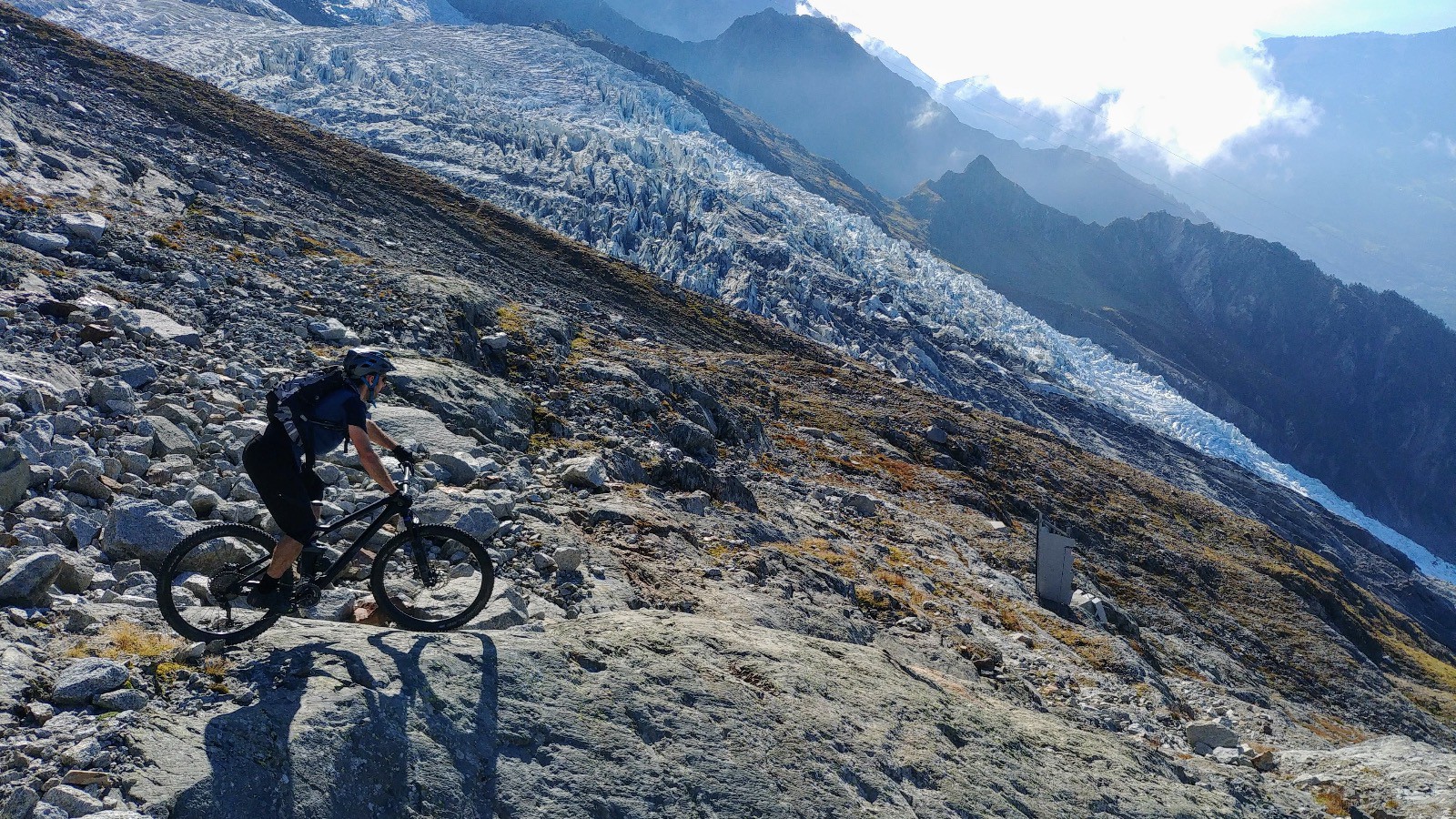 Plongée face au glacier des Bossons