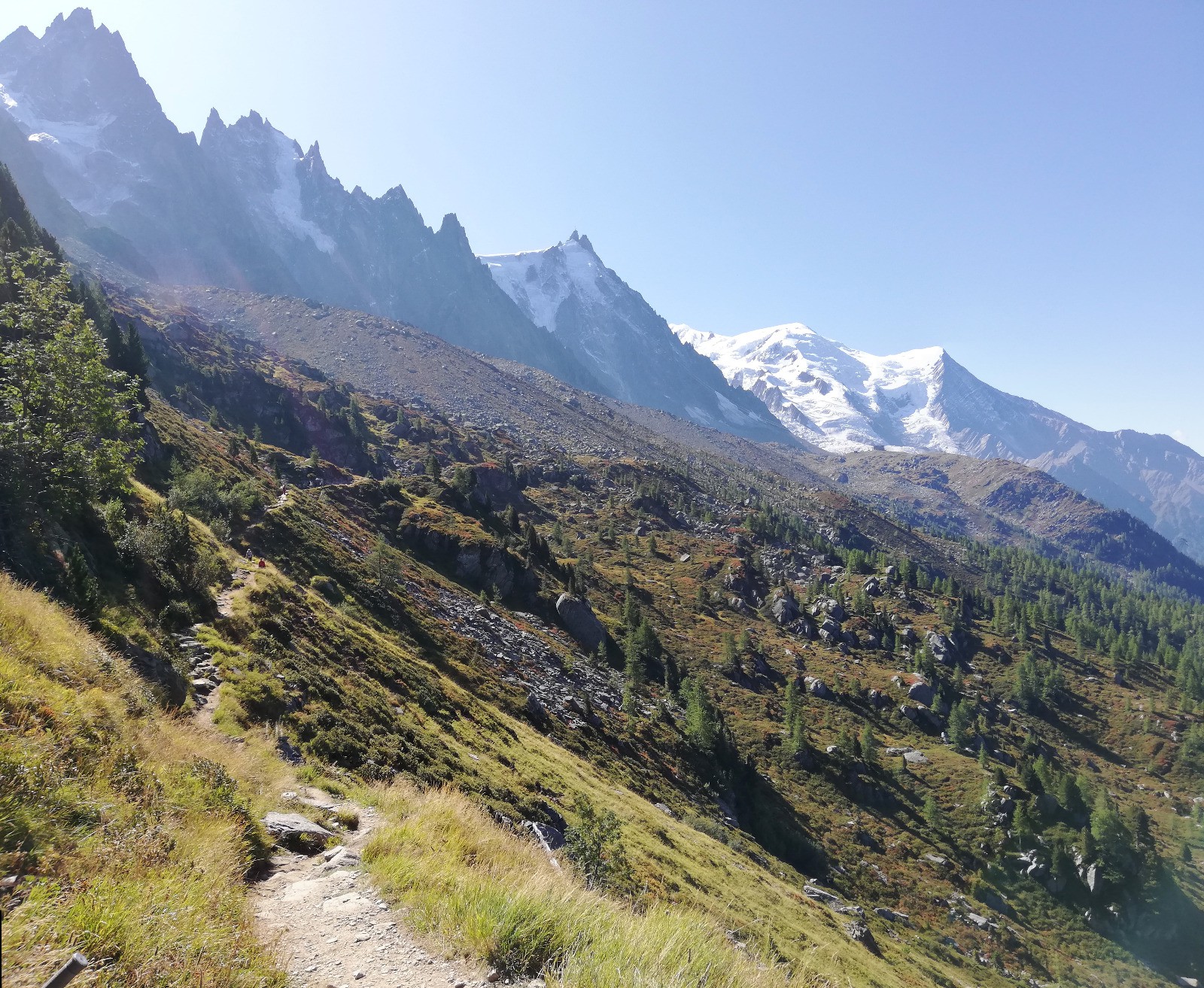 #11 traversée ascendante plus ou moins roulante vers le Plan de l traversée ascendante plus ou moins roulante vers le Plan de l'Aiguille