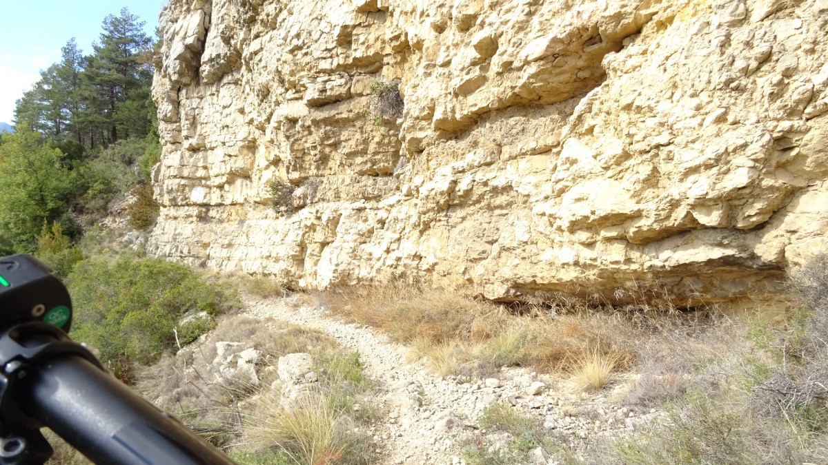 #23 En bord de falaise En bord de falaise