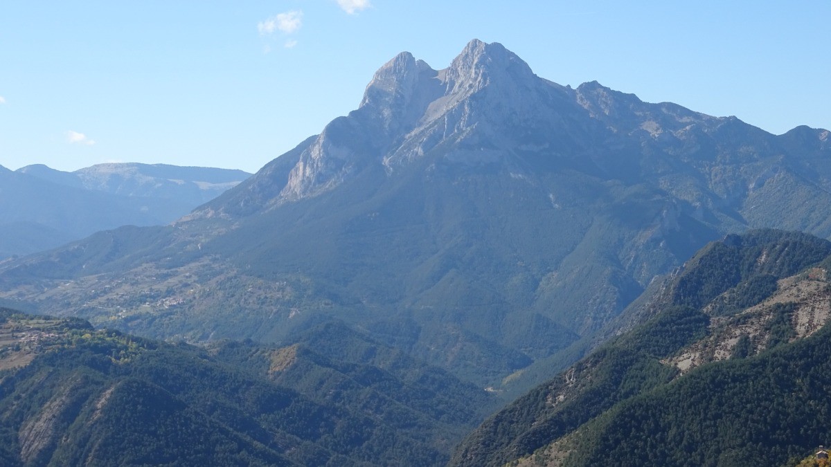#7 Zoom sur Pedra-Forca Zoom sur Pedra-Forca