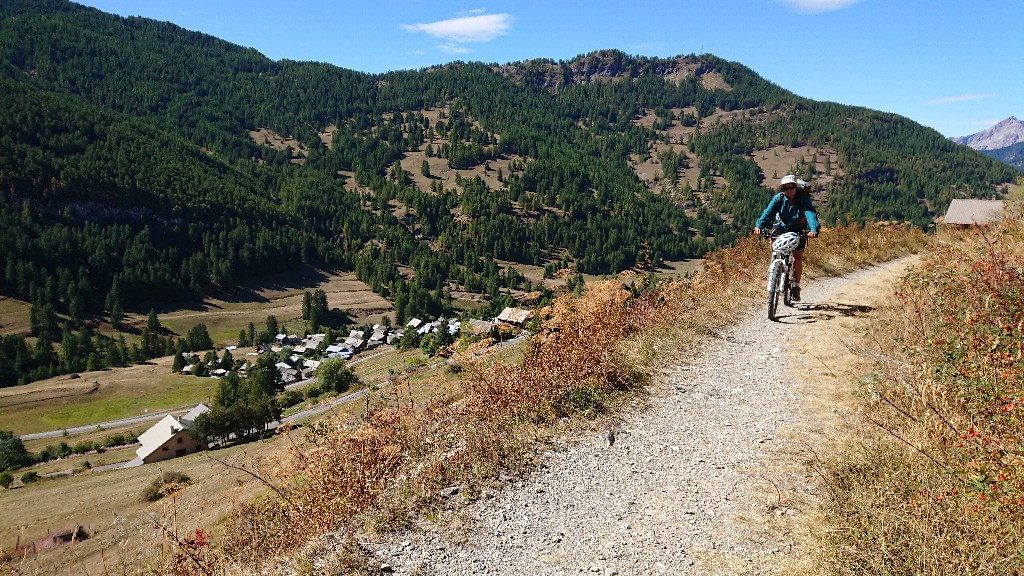 Canal de Pierre Dimanche au dessus de Molines