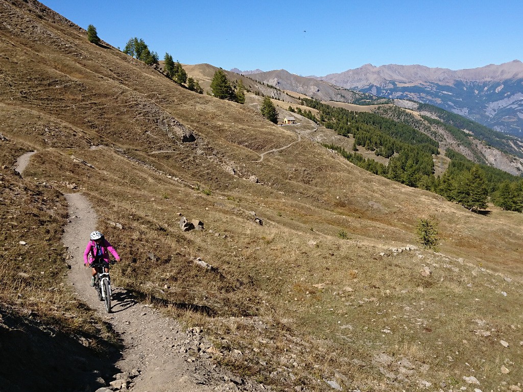 Montée à la Baisse de Prenier au dessus du col d'Allos