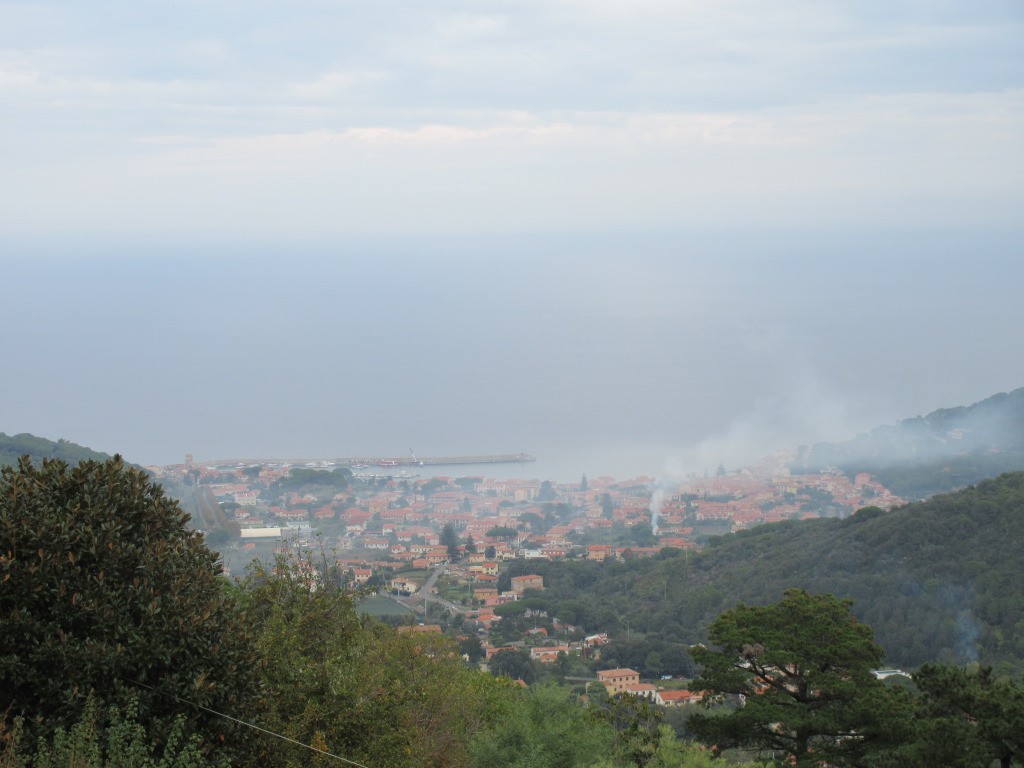 Au départ, vue sur Marciana Marina