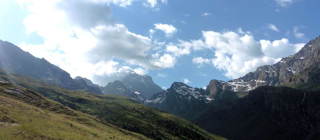 #1 Le Viso, presque sans nuages Le Viso, presque sans nuages