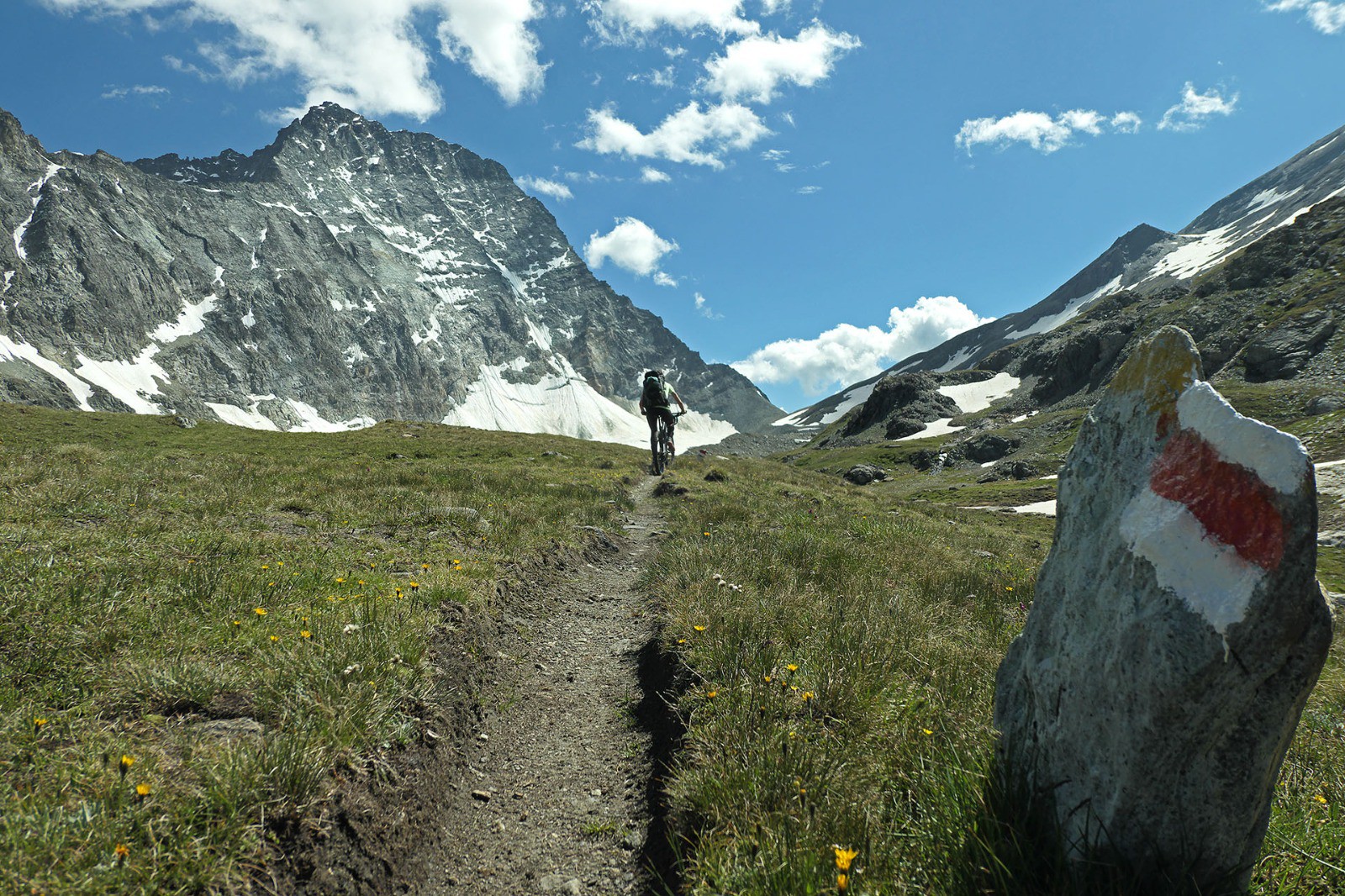 ça roule en direction du Mont Gelé