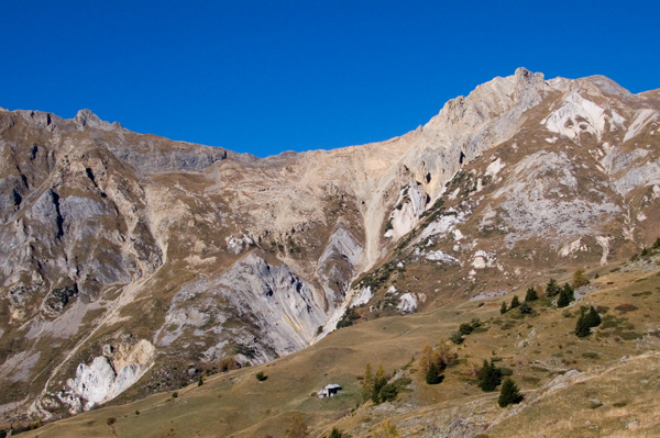 #2 Versant Est du Col du Bonhomme : Une belle couenne. Ca reste à valider chez les ouriens. Versant Est du Col du Bonhomme : Une belle couenne. Ca reste à valider chez les ouriens.
