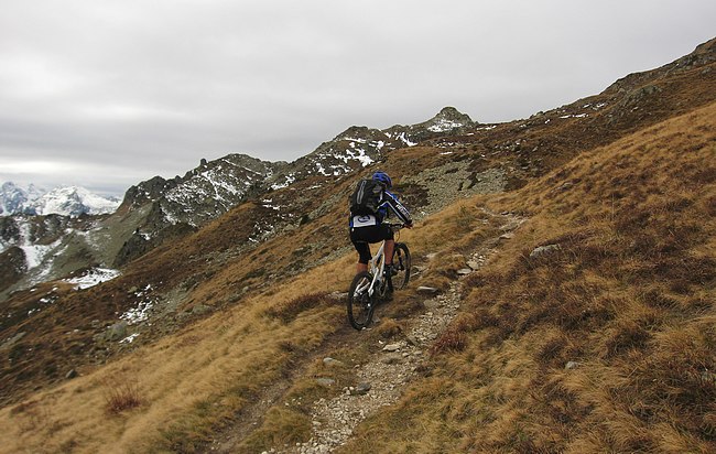 Col de Montjoie : Sous le col