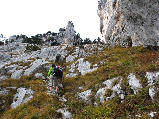 Pas de la Rousse : Un peu rustique avec les VTT