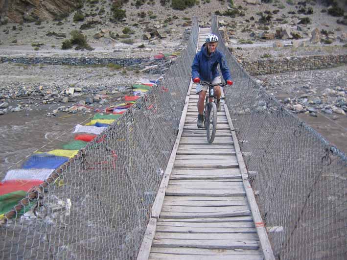 pont suspendu au vent : ça souffle!!