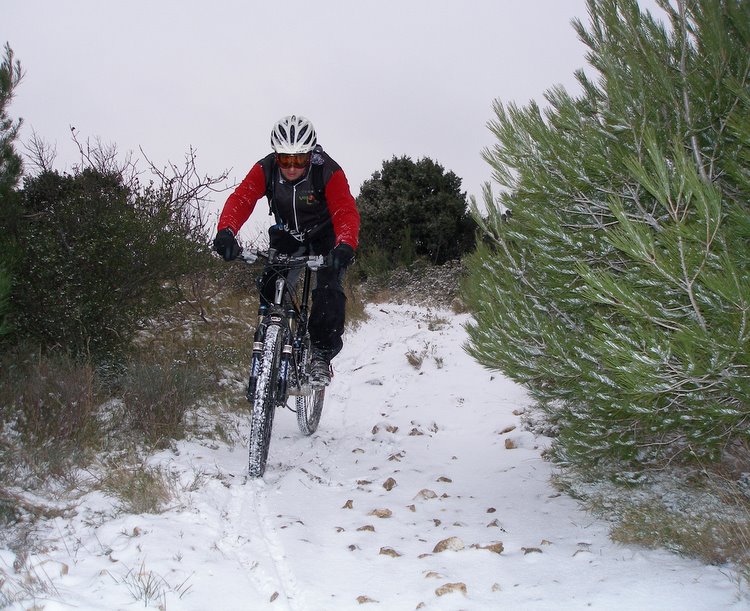 #4 Ca roule plus vite : Nono s Ca roule plus vite : Nono s'habitue au pilotage sur neige