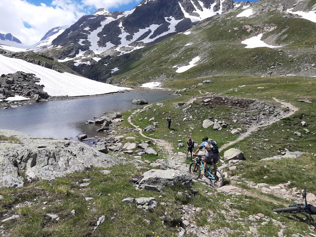 vers le bas du glacier de saint Sorlin