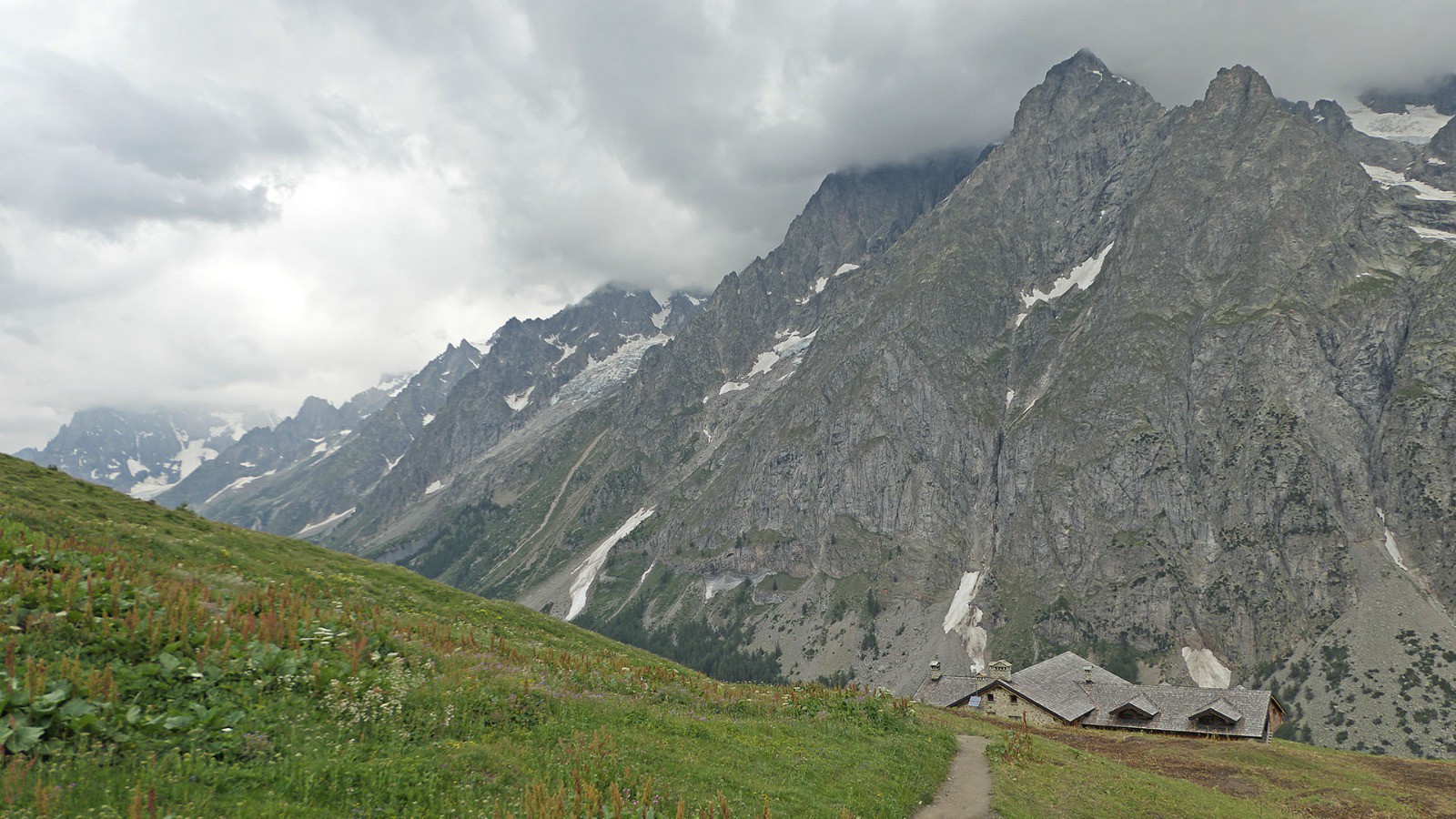 #26 Rifugio Bonatti Rifugio Bonatti
