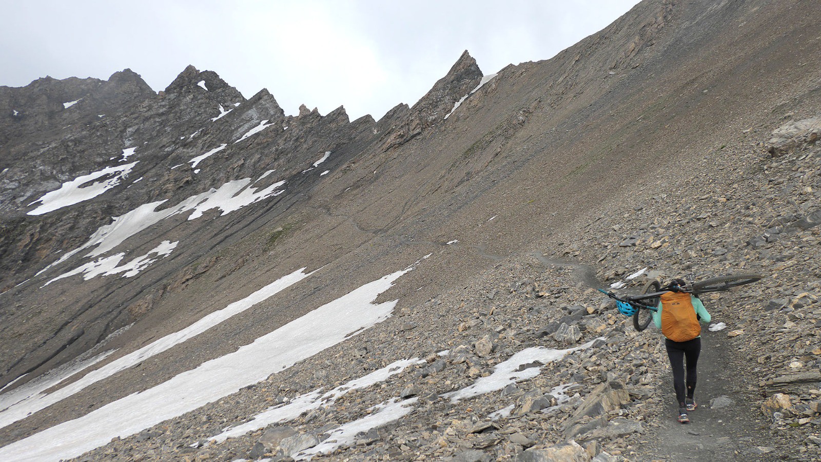 Final vers le col de Malatra