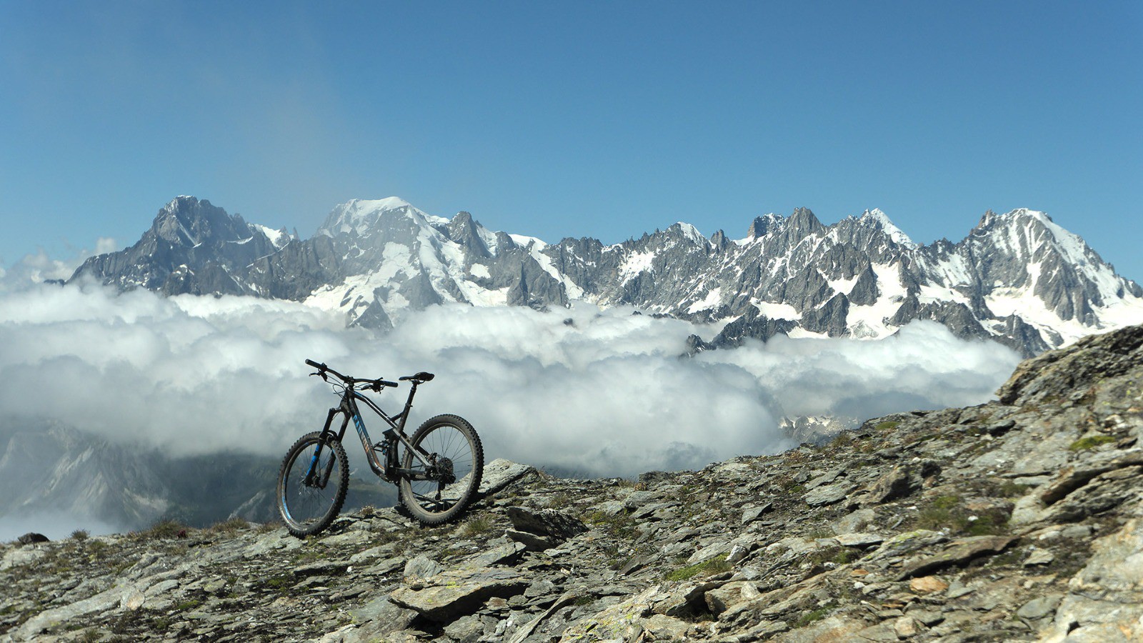 Enfin la vue sur le massif du Mont Blanc !
