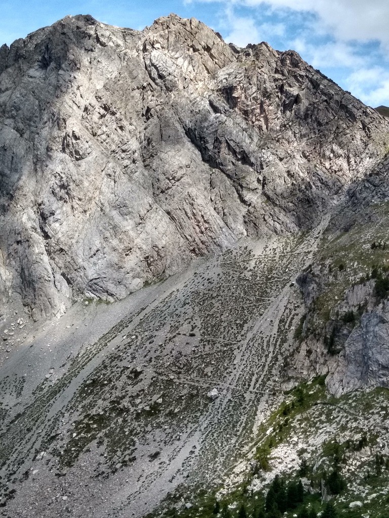 Descente NR du Pas du Roc, tentant pourtant...