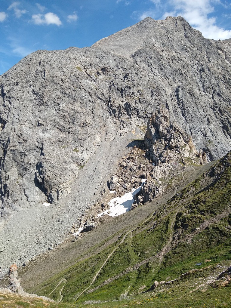 #10 Sentier NE du Col du Petit Argentier Sentier NE du Col du Petit Argentier
