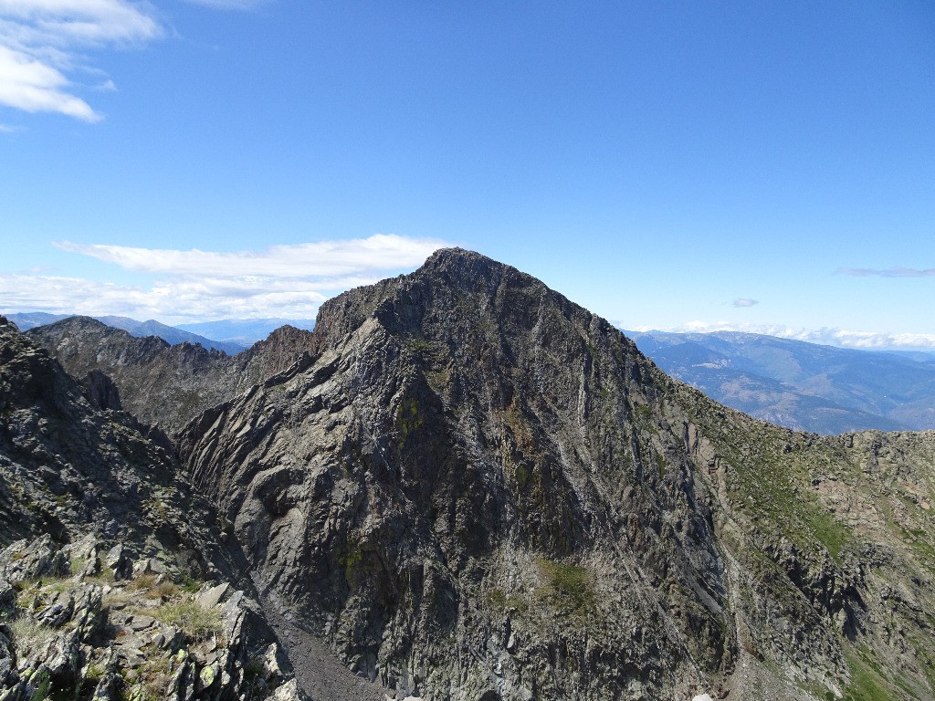 Face Est du Canigou, équipée par Thomas Dulac, gardien des Cortalets 