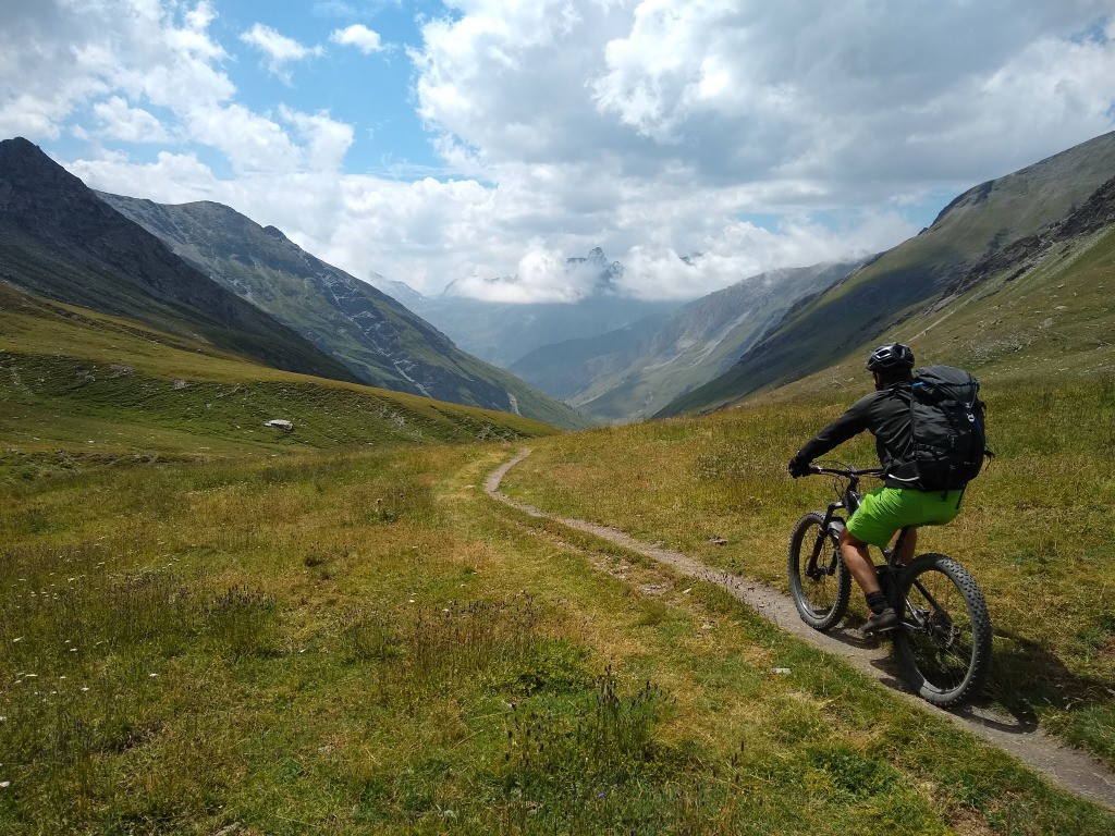 Descente vers Chianale