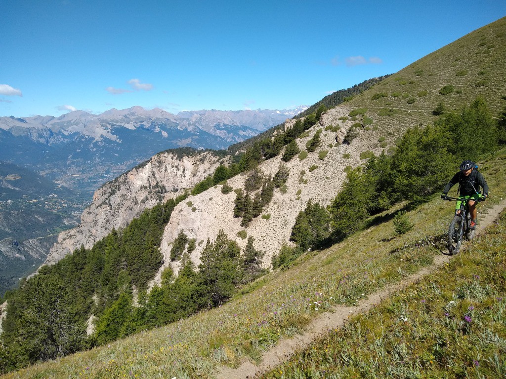 Montée au Pic d'Escreins