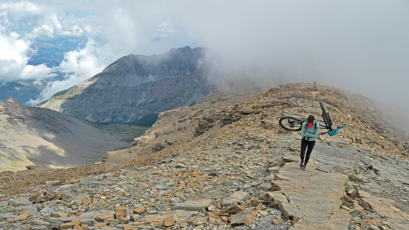 #6 Montée par le sentier ENE de Vautisse Montée par le sentier ENE de Vautisse