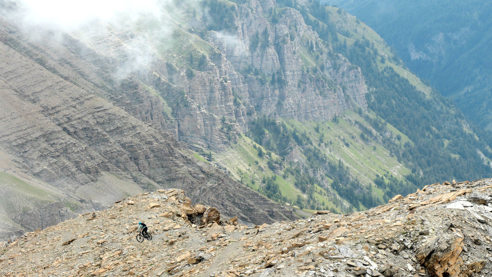 #15 Descente sur la crête SE de Vautisse Descente sur la crête SE de Vautisse