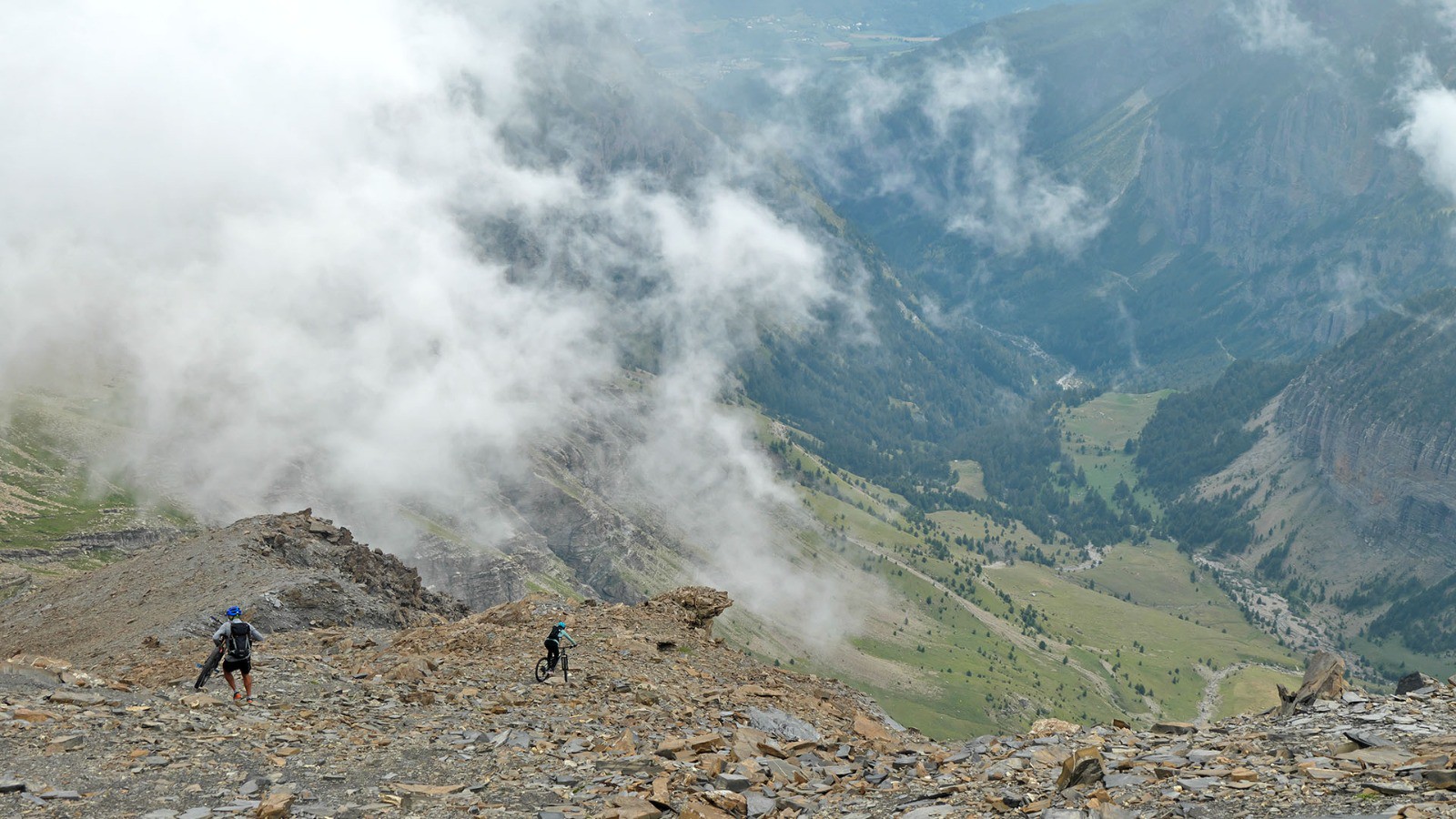 #11 Descente sur la crête SE de Vautisse Descente sur la crête SE de Vautisse